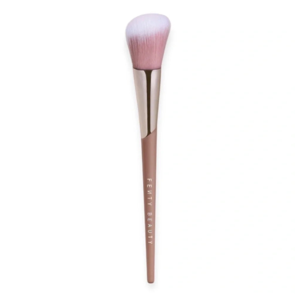 Fenty Beauty Blush Brush‎